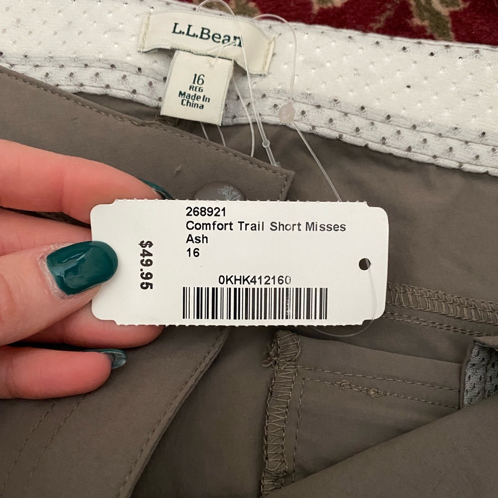 LL BEAN womens comfort trail hiking/active shorts